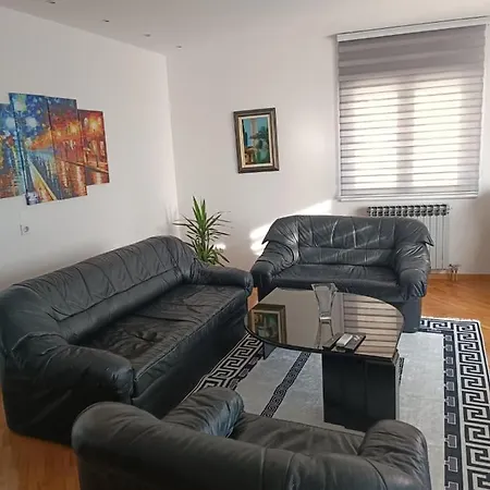 Nodi Apartment
